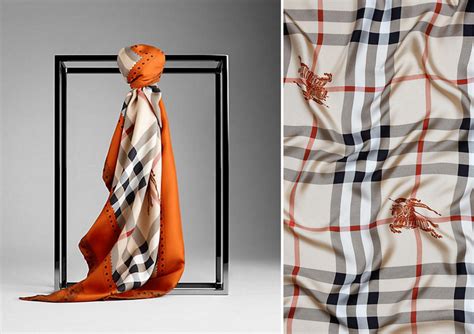 burberry şal kadın|Burberry Kadın Eşarp Modelleri, Fiyatları .